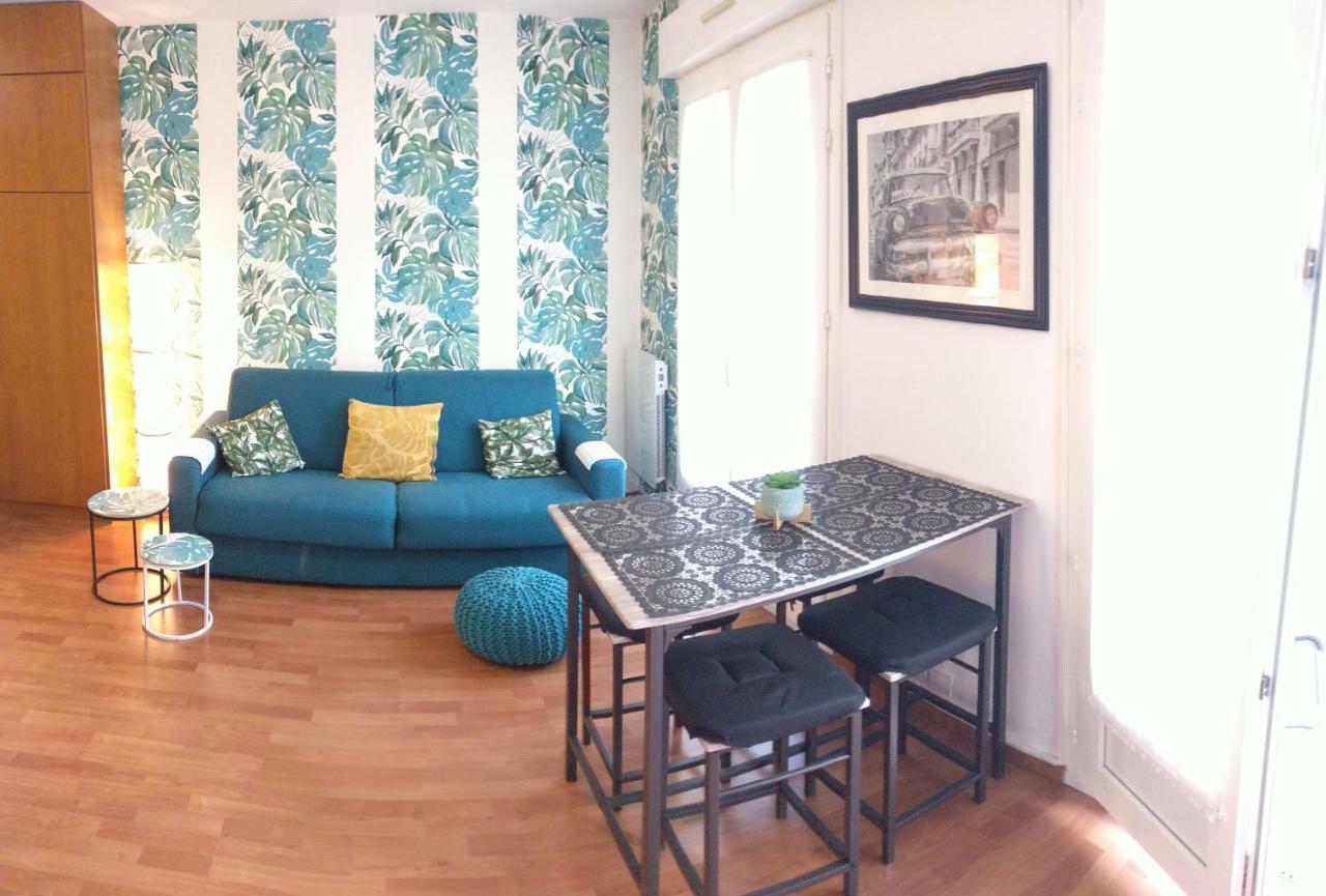 Studio Royal By Beds4Wanderlust - Place Du Marche Avec Parking Prive Fontainebleau Exterior photo